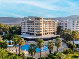 THE HOLIDAY RESORT HOTEL